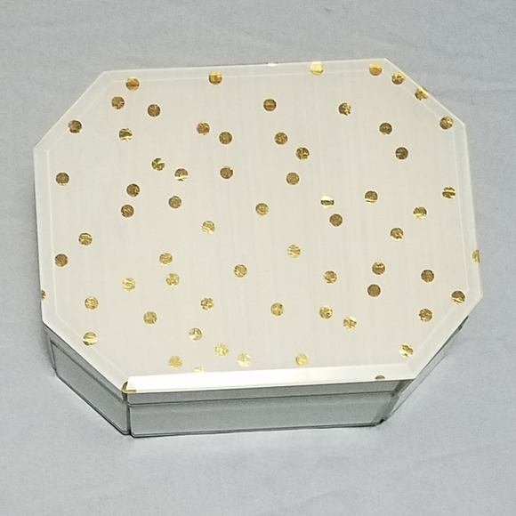 Beautiful CynthiaRowley gold dot glass jewelry box - Picture 4 of 12